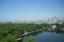 Phía Tây “nóng” bỏng 