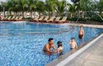 Chung cư cao cấp 'ép' cư dân vào câu lạc bộ thể dục 