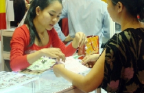 Giá vàng lặng sóng, USD tự do hạ nhiệt 