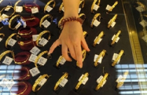 Kinh tế 24h qua: Cú hích mới cho vàng? 