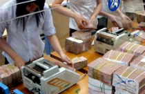 Ngân hàng ồ ạt 'nhảy' qua lãi suất đồng thuận