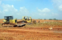 Tháng 12/2010, tiến hành GPMB khu A, B Công viên Yên Sở 