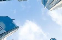 Cổ phiếu bất động sản không còn “bất động” 