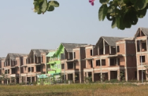 Hà Nội: Đấu giá kiểu “phá giá” 