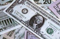 Đôla giảm giá mạnh nhất trong 2 tuần so với đồng euro 