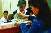 Ngân hàng: Bao giờ hết 'đi đêm' tỷ giá và loạn đua lãi suất? 