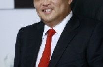 Người giàu thứ 5 sàn chứng khoán coi trọng chuyện gia đình 