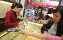 Năm 2011: Kịch bản nào cho diễn biến giá vàng? 