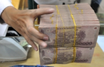 Chính phủ yêu cầu lộ trình giảm lãi suất 