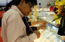 Giá vàng cuối tuần bật tăng hơn 500.000 đồng 