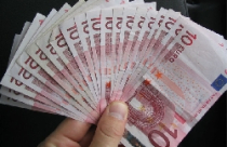 Chiều 15/2, Euro lên giá so với đồng USD 