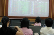 Vn-Index tăng nhẹ, giao dịch khởi sắc 