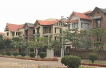 Làm đô thị chỉ để cho dân buôn đất 