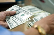 Thống đốc: “Doanh nghiệp bắt đầu bán ngoại tệ ra thị trường” 