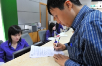 Cổ phiếu giá 100 đồng 