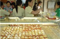 Giá vàng phụ thuộc USD 