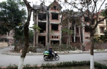 Vàng + vàng = bạch kim 