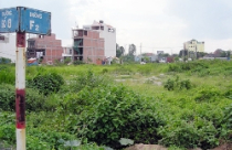 Đất nền TP HCM tăng giá, căn hộ giao dịch chậm 