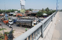 Giải phóng mặt bằng: Đụng là vướng! 