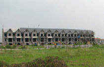 Giá nhà đất Hà Nội cao ngất ngưởng, vì sao? 