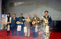 Keangnam chính thức đưa 2 tòa tháp cao 48 tầng vào sử dụng 