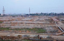 Kỹ nghệ “bơm” giá đất ngoại thành 