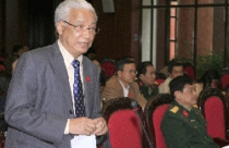 Lạm phát làm “nóng” nghị trường 