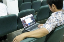 Nhà đầu tư chứng khoán chưa giải ngân mạnh 