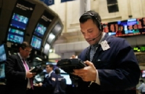 Thị trường chứng khoán toàn cầu đi lên mạnh mẽ 