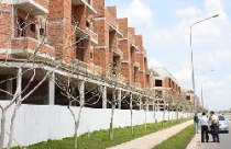 Bất động sản tung hàng đón sóng 