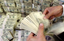 Khốc liệt cuộc đua tăng vốn điều lệ 