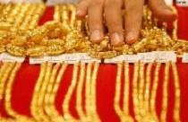 Giá vàng trong nước sắp rẻ hơn thế giới 