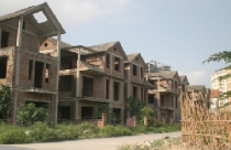 Bộ Xây dựng kiểm tra biệt thự bỏ hoang ở Hà Nội 