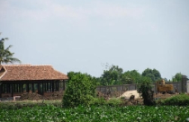 “Hợp thức hóa” công trình sai phép 