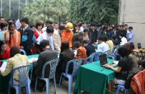 Mua nhà thu nhập thấp: Nơi quá tải, chỗ đìu hiu