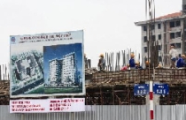 Vì sao nhà thu nhập thấp ở Hà Nội đắt nhất nước?