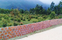 Cấp tốc xây nhà “ăn” tiền đền bù 