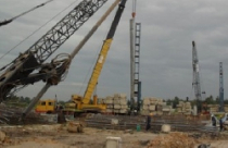 Dân méo mặt vì thi công chung cư cao tầng