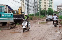 Thị trường địa ốc khó khăn: Doanh nghiệp tố… tại thủ tục