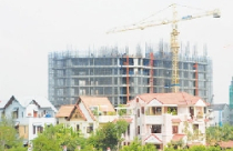 60-70% dự án địa ốc tạm dừng hoặc trì hoãn 