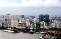 Có tiền thực nên mua bất động sản 