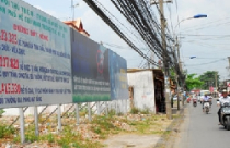 Khiếu nại đất đai: Giao cơ quan tài phán hành chính? 