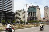 Bất động sản khó khăn đến cuối năm 