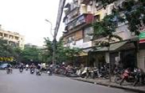 Phường làm ngơ để dân vi phạm trật tự xây dựng? 