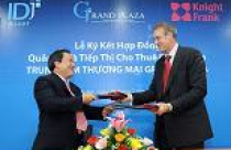 Knight Frank ký kết quản lý, tiếp thị TTTM Grand Plaza