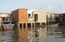 Nhà trái phép “bức tử” sông Dinh 