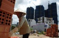 “Kiệt sức” vì thắt chặt tiền tệ?