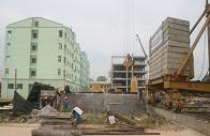 Nhà ở xã hội, “cầu cao, cung…ế“ 