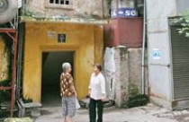 Cải tạo chung cư cũ tại Hà Nội: Vướng chính sách, vướng cả lòng dân 