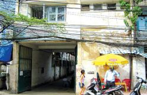 Đất công, kho bãi sử dụng không đúng mục đích: Thu hồi hay... mua lại? 